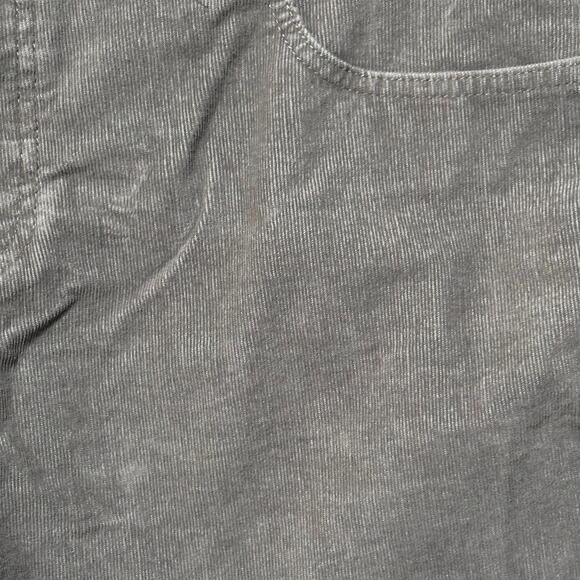 Gap Womens Sage Green Corduroy Cut Off Frayed Hem Shorts Size 16 Summer Beach - Picture 2 of 4